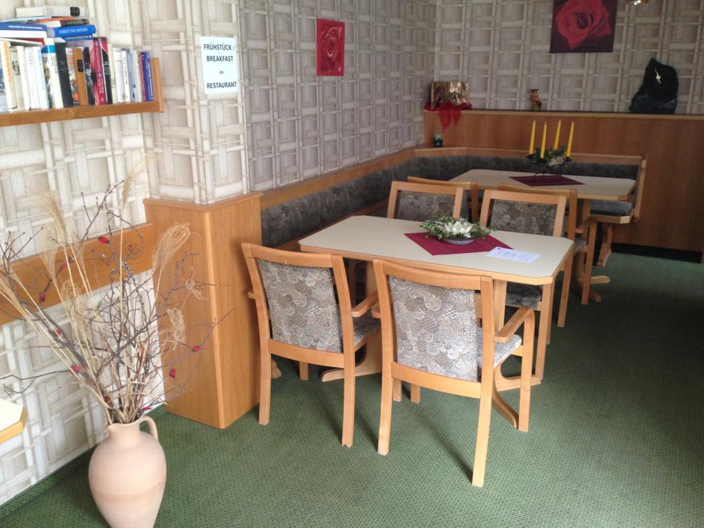Pension Fruehwirth บัด ทัทซ์มันน์สดอร์ฟ ภายนอก รูปภาพ